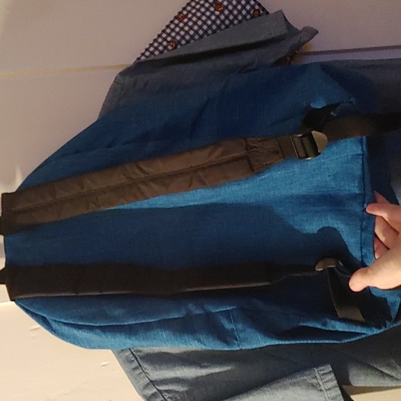 Human made daypack - Picture 4 of 4